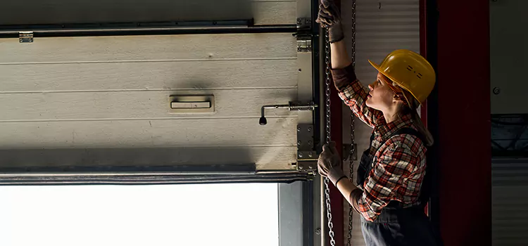 Addressing Common Garage Door Stoppage Issues in Auburn Hills, MI
